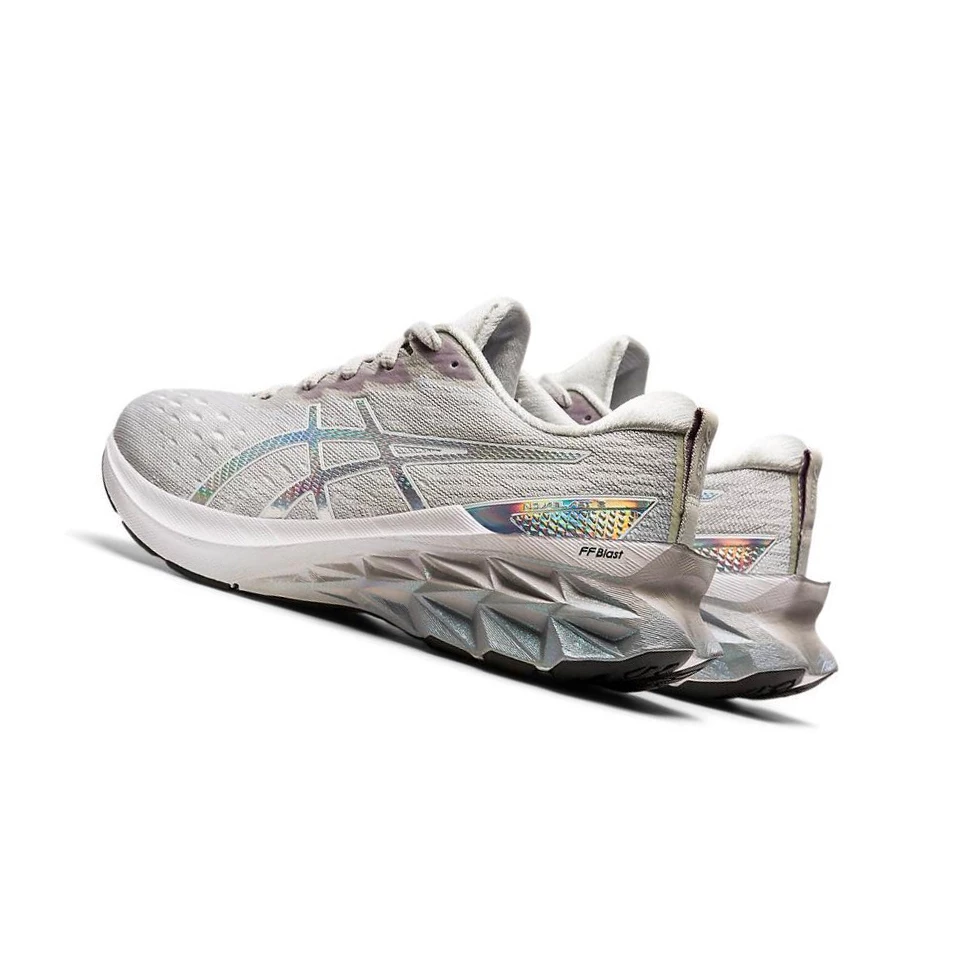 Női Asics NOVABLAST 2 Futócipő Szürke | RFZQ81249
